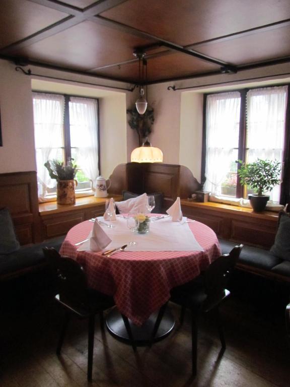 Gasthaus Zum Kreuz 호텔 프라이부르크 임 브리스가우 외부 사진